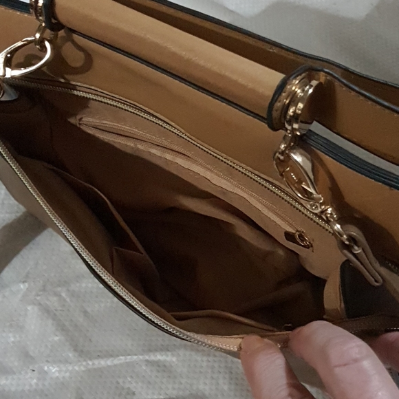 Cool handbag - Picture 2 of 3